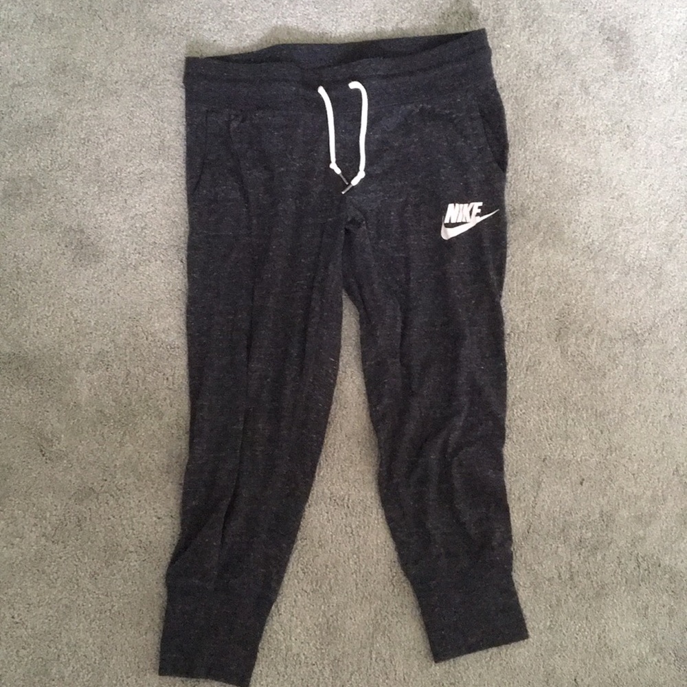 Nike Capri joggers
